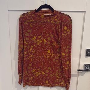 LOGO 7 Women's Long Sleeve Top in Rust and Mustard